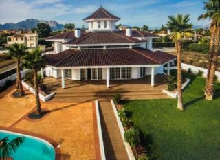 Xalet  Calle tenerife. Espectacular villa de lujo en alfas del pi