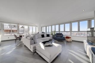 Piccolo appartamento  Avenida doctor gregorio maran. Vive el lujo frente al mar espectacular loft reformado en primer