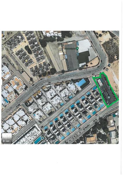 Foto dfd425cc-7bb8-48ee-a00b-d78eb57ec16d. Terrain résidentiel dans residencial da vinci 1 dans Torrevieja