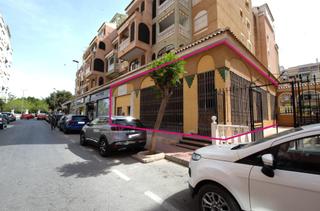 Local commercial à Calle Calle de San Policarpo 89