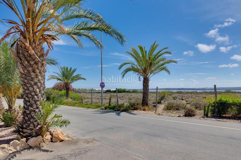 Foto 50034ba9-68ae-49bc-a0d7-01a8e3ae1a51. Casa bungalow planta baja completamente reformado en residencial tranquilo y familiar en Torrevieja