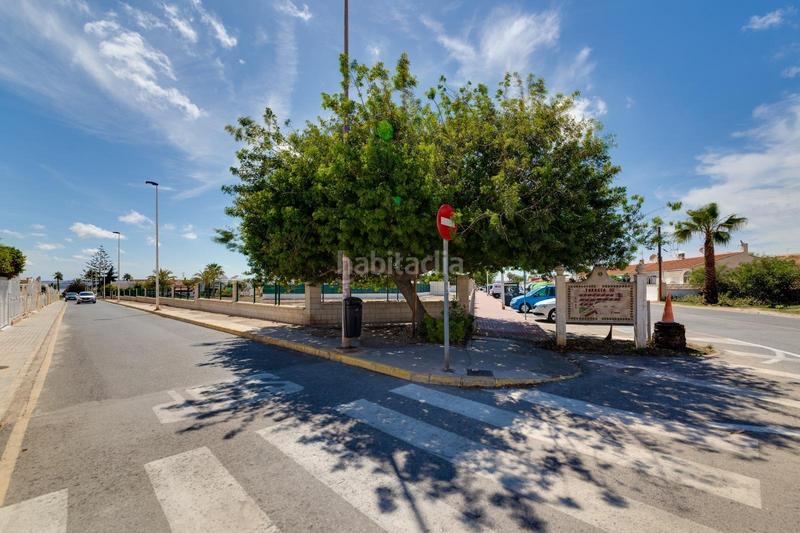 Foto efb0bf00-7b08-412a-9ed9-9aa6399c1996. Casa bungalow planta baja completamente reformado en residencial tranquilo y familiar en Torrevieja