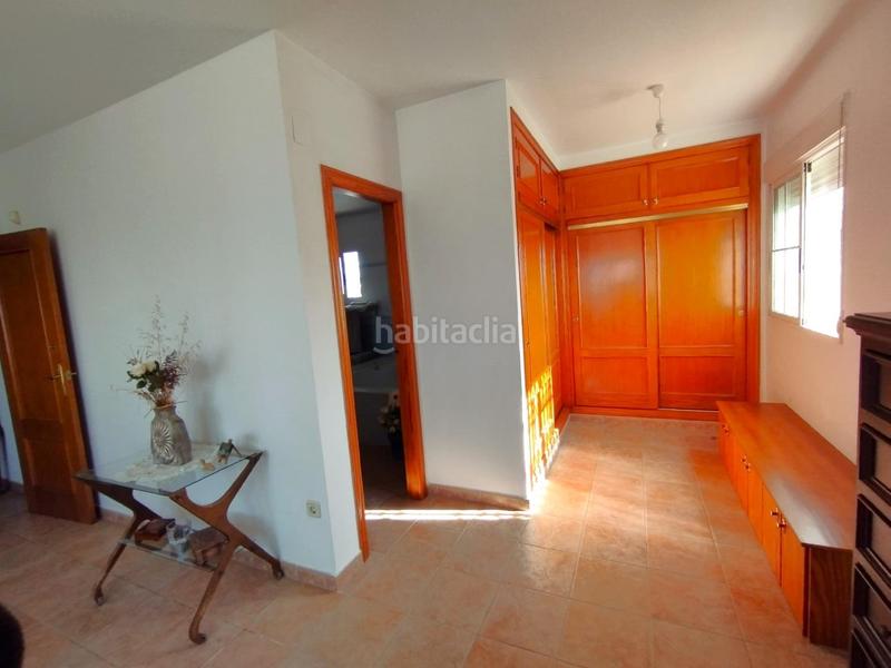 Foto 7ecbd0fb-0540-4462-9cb9-9c5b68ad7425. Chalet avec parking piscine dans Zona Carrefour - Urbanizaciones Torrevieja