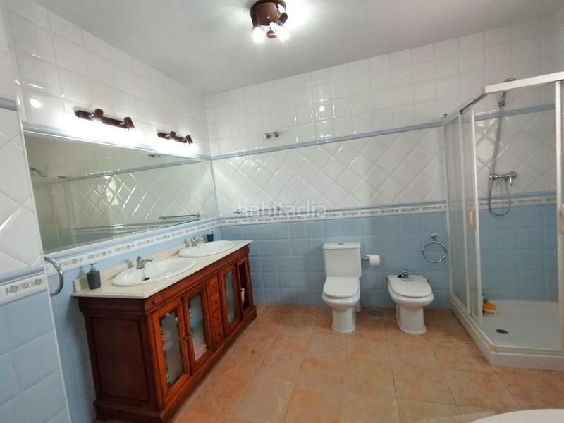 Foto ecac89b4-a436-41e7-8e72-df846d272371. Chalet avec parking piscine dans Zona Carrefour - Urbanizaciones Torrevieja