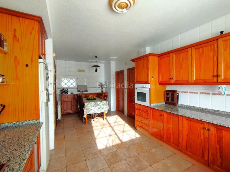 Foto fe4c32be-4b96-4d28-b23a-c93159e7f58a. Chalet avec parking piscine dans Zona Carrefour - Urbanizaciones Torrevieja