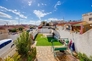 Xalet  Urbanizacion urbanizacin ciudad quesada. Encantador bungalow con stano independiente en parcela de 193m
