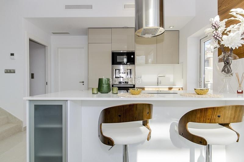 Foto 1b24bba7-2ca0-4666-9ff2-411de7a702b1. Chalet mit parking pool in Playa Honda-Playa Paraíso Cartagena