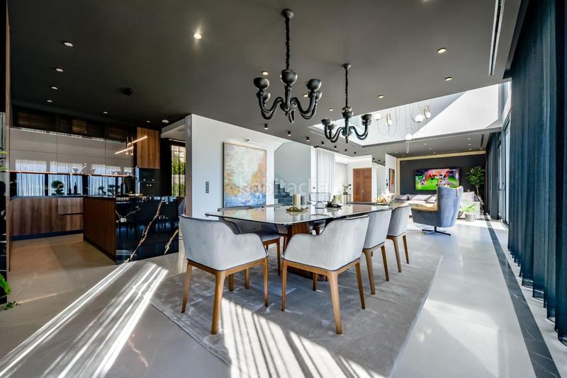 Foto 78874011-b8fc-4404-9779-256afabd1bf9. Chalet con parcheggio piscina in Golf Bahía Finestrat