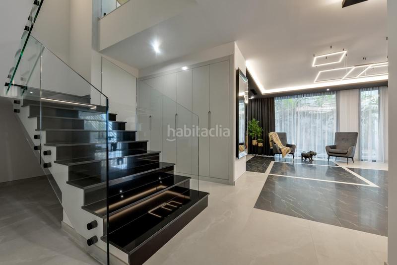 Foto e3ac50d8-cff7-409c-a21a-9e8833bf50f7. Chalet con parcheggio piscina in Golf Bahía Finestrat