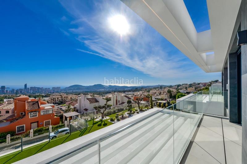 Foto e58c4594-fca6-453e-8922-84fee58fabb3. Chalet con parcheggio piscina in Golf Bahía Finestrat