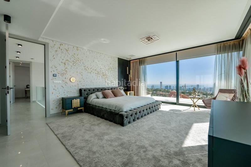 Foto f2bdea09-2a41-4bd6-be20-5d81cca66515. Chalet con parcheggio piscina in Golf Bahía Finestrat