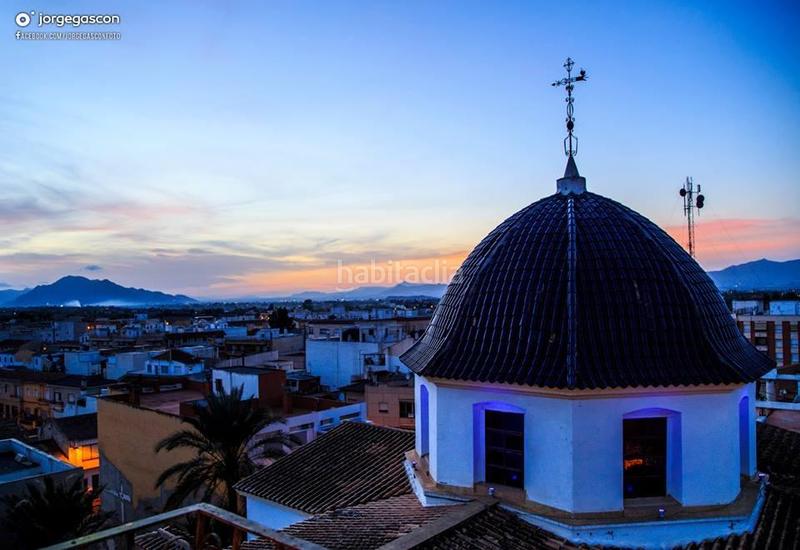 Foto faee67ce-a086-4d89-bb84-cbffd6d188f4. Casa adossada amb aparcament piscina a Dolores
