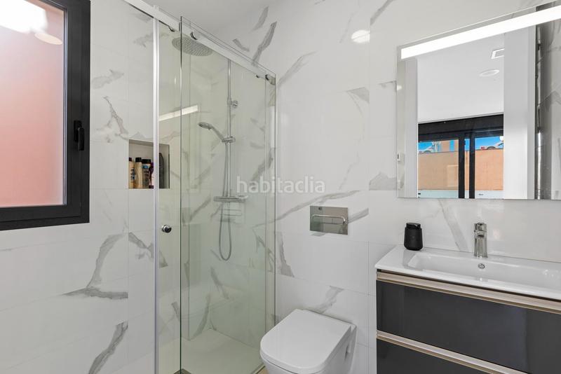 Foto 3a2354aa-67f8-4689-b7ed-94b8d1379303. Casa aparellada amb aparcament piscina a Los Secanos Guardamar del Segura