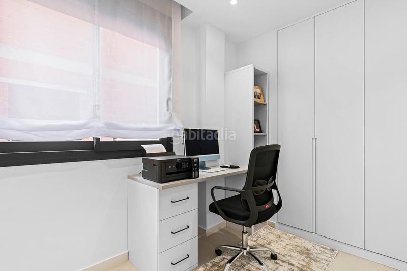 Foto 64bde6ae-d268-43e9-83b9-df918f63795b. Casa aparellada amb aparcament piscina a Los Secanos Guardamar del Segura