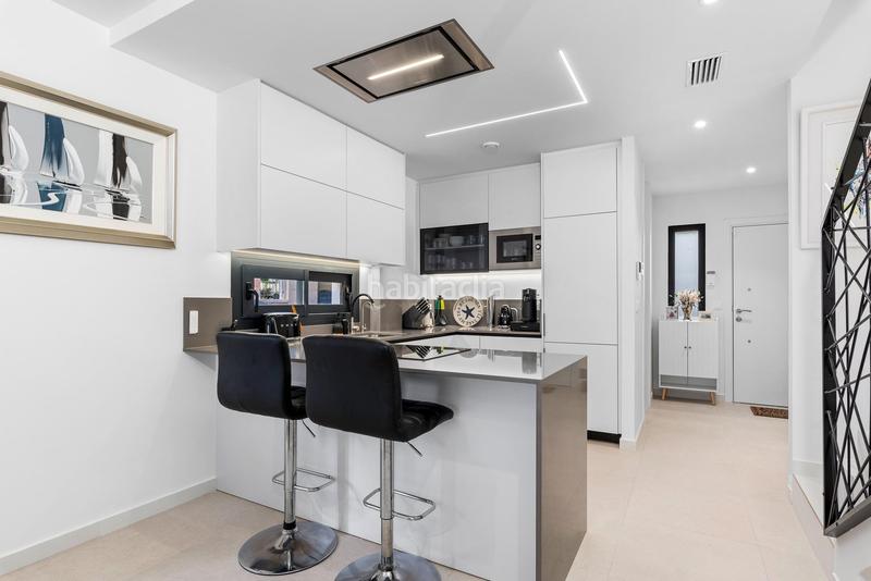 Foto a2900b07-73a9-4528-897d-37a6e7114c02. Casa aparellada amb aparcament piscina a Los Secanos Guardamar del Segura