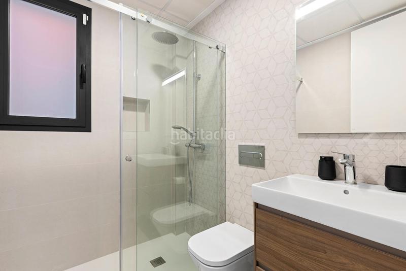 Foto ac6cc9f9-d378-48f4-9e4f-41e16f385bb6. Casa aparellada amb aparcament piscina a Los Secanos Guardamar del Segura