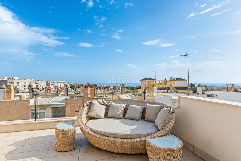 Foto db451232-7a5a-4fc6-b2ae-4e618c6c0998. Casa aparellada amb aparcament piscina a Los Secanos Guardamar del Segura