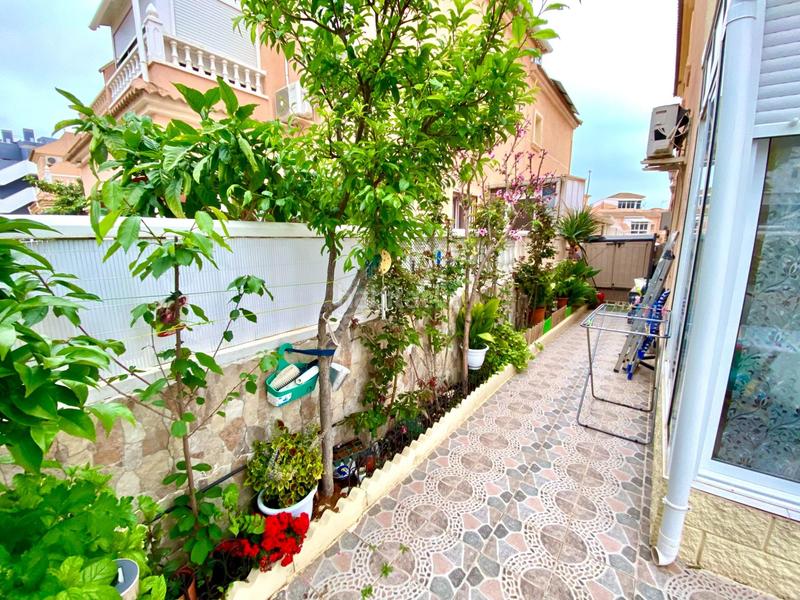 Foto f257bf0c-6d0b-4901-ae67-5f2327f7ae29. Tríplex en calle jalón 1 tríplex de 3 dormitorios costa en Orihuela
