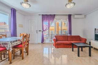 Zweistckige Wohnung en Calle llopis escolano 6. Dplex de 3 dormitorios en catral