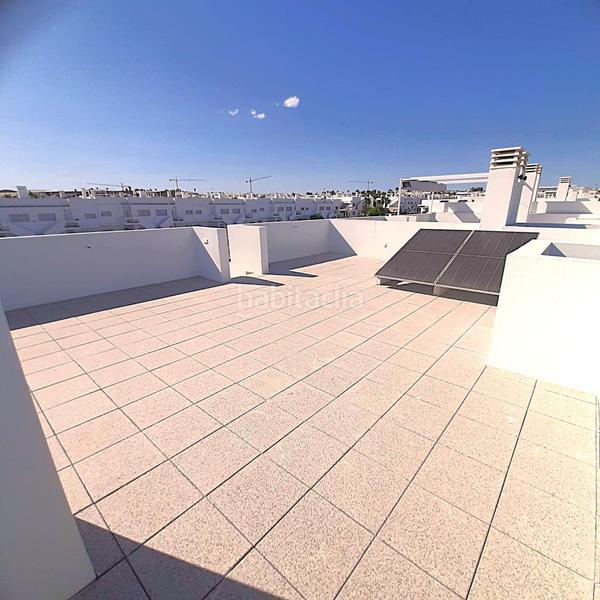 Foto 54a673b6-2cc2-4b4d-8171-b4658f237f95. Casa exclusivo bungalow planta alta en vistabella golf llave en mano, nuevo a estrenar, con solárium pr en Orihuela