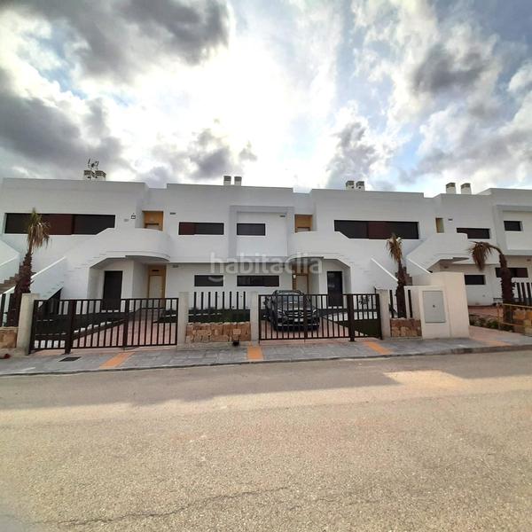 Foto 77e1f56b-81c3-449f-9da7-6a266cf385b3. Casa exclusivo bungalow planta alta en vistabella golf llave en mano, nuevo a estrenar, con solárium pr en Orihuela