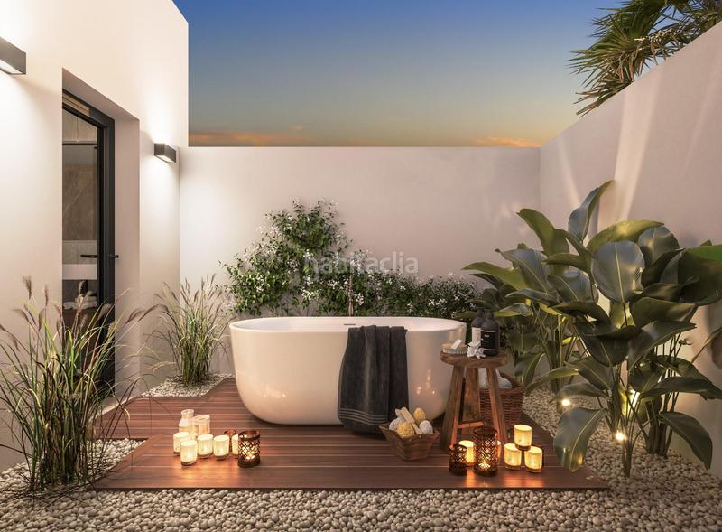 Foto ae18fa99-5f49-4800-95f4-ebec9ace5054. Chalet residencia de nueva construcción en primera línea del campo de golf la serena, en los alcázares en Alcázares (Los)