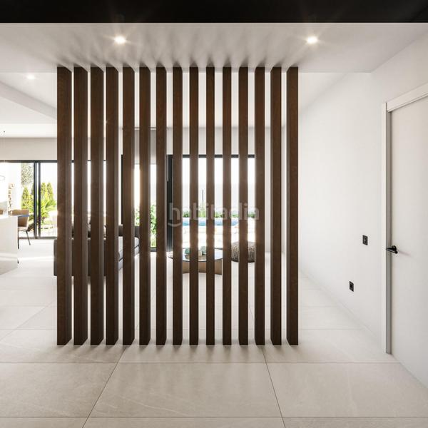 Foto b4b34e09-991d-4d76-ad65-7274e3dc7a7e. Chalet residencia de nueva construcción en primera línea del campo de golf la serena, en los alcázares en Alcázares (Los)