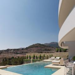 Xalet a La Empedrola. Lujosa villa con vistas al mar en calpe  elegancia moderna con i