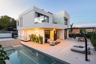 Xalet a Varadero. Exclusivas villas de nueva construcción con piscina privada en l