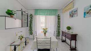Apartament en Calle loma la 78. Apartamento de 2 dormitorios con vistas a piscina comunitaria en