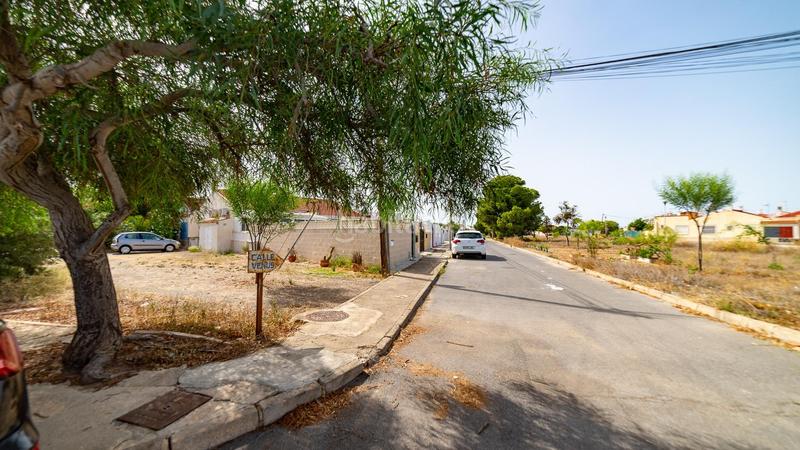 Foto 82b1fb5f-65c4-4b82-889e-e0b9446abd0a. Casa in Zona Carrefour - Urbanizaciones Torrevieja