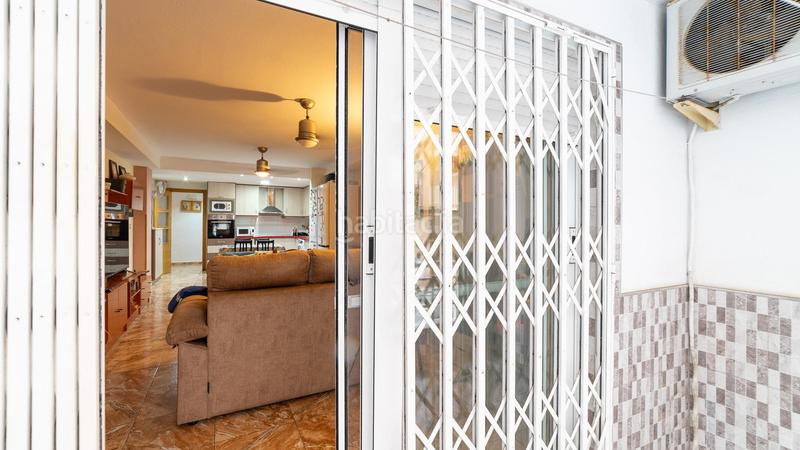 Foto 884c04e6-2725-4bfb-9e54-d37d8a7cf8d0. Apartamento en calle san pascual 285 apartamento de dos dormitorios con patio de luces en Torrevieja