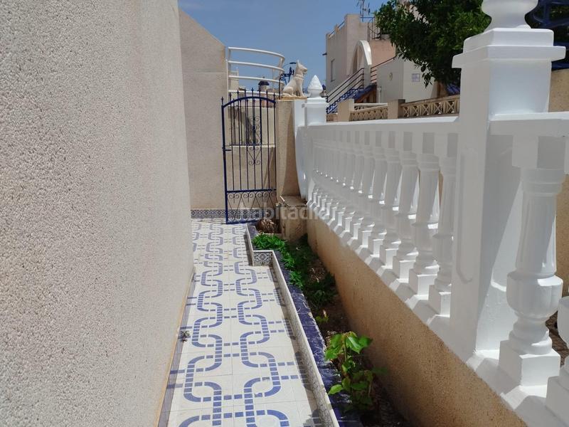 Foto 3c0baffe-a641-47b1-a657-909fee9f2c63. House in urbanizacion doña ines 4 in Zona Carrefour - Urbanizaciones Torrevieja