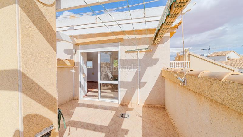 Foto b39c9bf5-b2db-46ca-9609-69ba0b78d35d. Chalet dans calle calle leman dans La Florida Orihuela