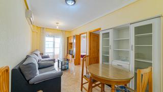Apartament a Calle beniel 5. Apartamento de 2 dormitorios a 250 m del mar, en torrevieja