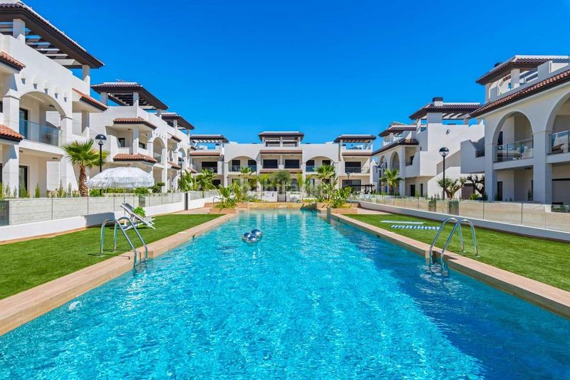 Foto 7fe6c22f-08a3-4c33-ab86-c399ca3beea7. Casa amb aparcament piscina a Rojales