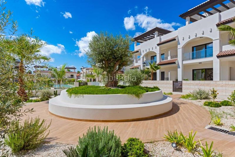 Foto 8d282e9d-18bb-4280-9f02-96ed7ebf9908. Casa amb aparcament piscina a Rojales