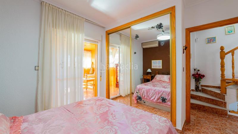 Foto 868c28df-8435-4c83-a2e6-50a58e8255db. Zweistöckige wohnung in calle calle otelo 1 in Zona Carrefour - Urbanizaciones Torrevieja