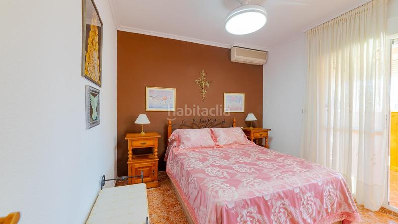 Foto 9ecf266e-342a-4236-ae3e-61aaa583918f. Zweistöckige wohnung in calle calle otelo 1 in Zona Carrefour - Urbanizaciones Torrevieja