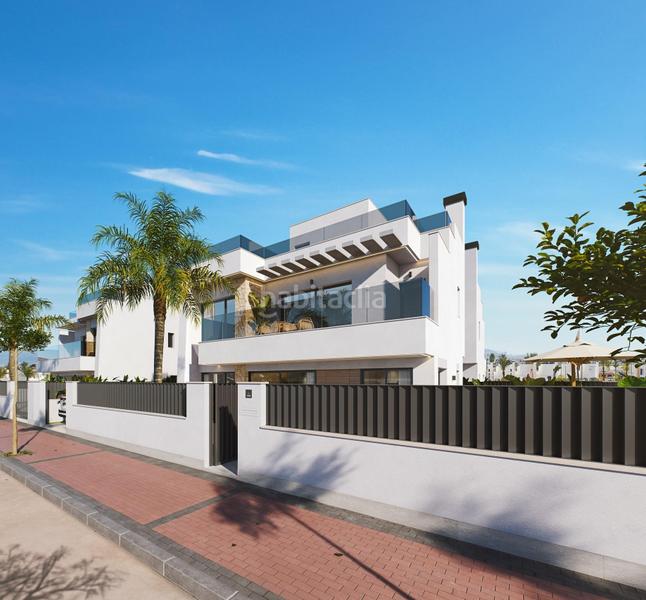 Foto bc319d3f-52f5-42ec-b1a2-56b4e193c7b9. Casa aparellada amb aparcament piscina a Mar Menor golf Torre - Pacheco