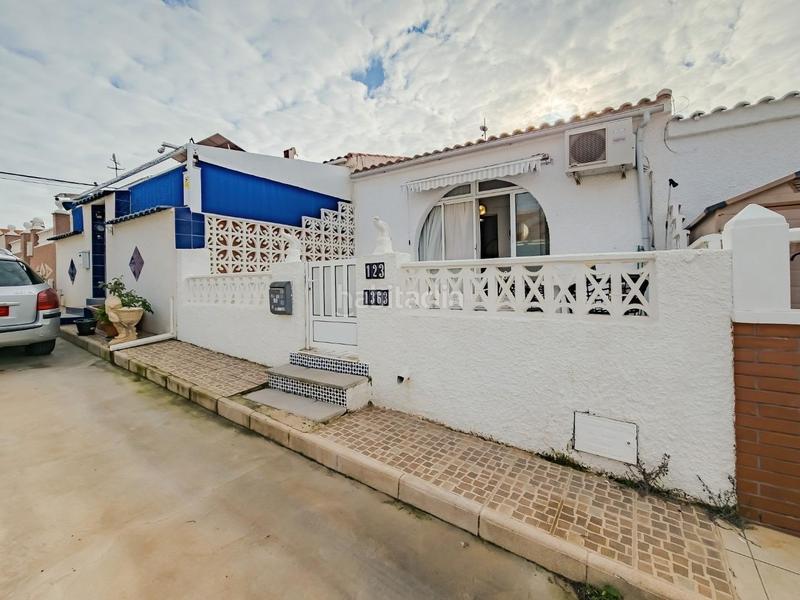 Foto b6b25ac5-b9a6-4bb0-81d2-f8ccbc2bd73d. Maison avec chauffage dans Zona Carrefour - Urbanizaciones Torrevieja