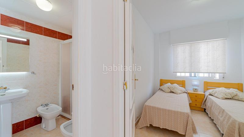 Foto 1e4cba1c-402a-4e69-ac83-ca9788bb20f1. Planta baixa amb piscina a La Veleta Torrevieja