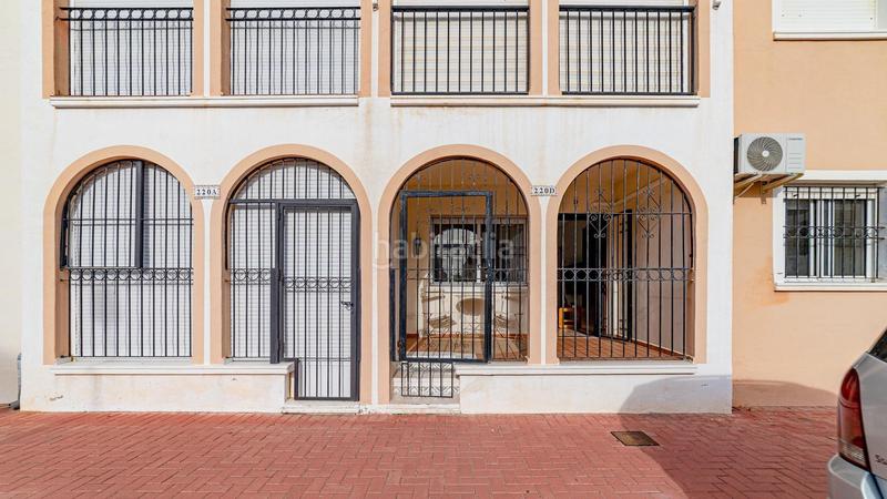 Foto 783b9f34-d3f9-4349-9f9d-76a4d104badd. Planta baixa amb piscina a La Veleta Torrevieja