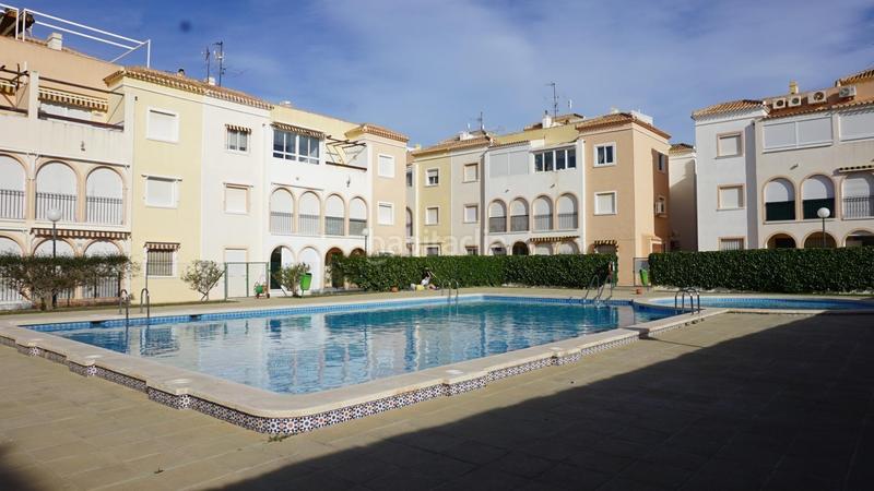 Foto 8dca6475-f5fb-4485-849e-da055e47092b. Planta baixa amb piscina a La Veleta Torrevieja