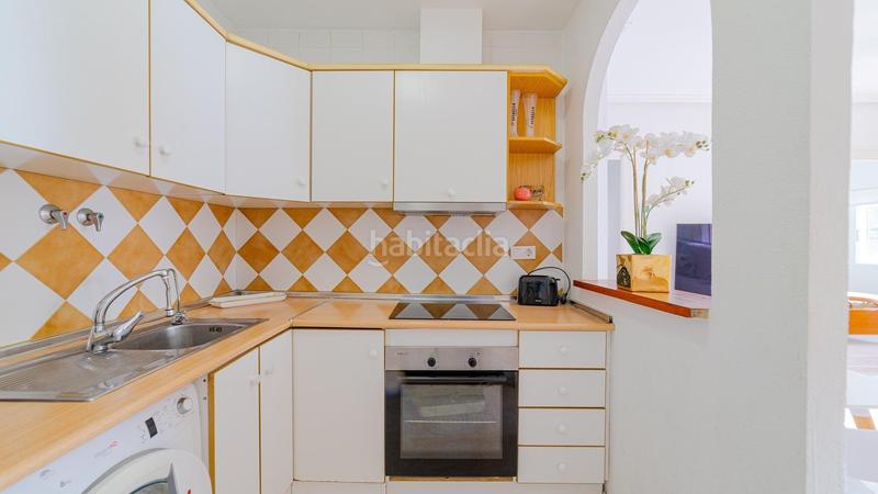 Foto f155010a-3574-45b1-9a11-924f33a5ab30. Planta baixa amb piscina a La Veleta Torrevieja