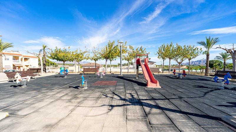 Foto f155d60c-5a48-4a24-9770-266bb29dfe6e. Maison dans deportiva 5 dans Montepinar - La Aparecida - Raiguero Orihuela