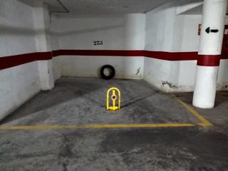 Posto auto in Calle del Huerto 49