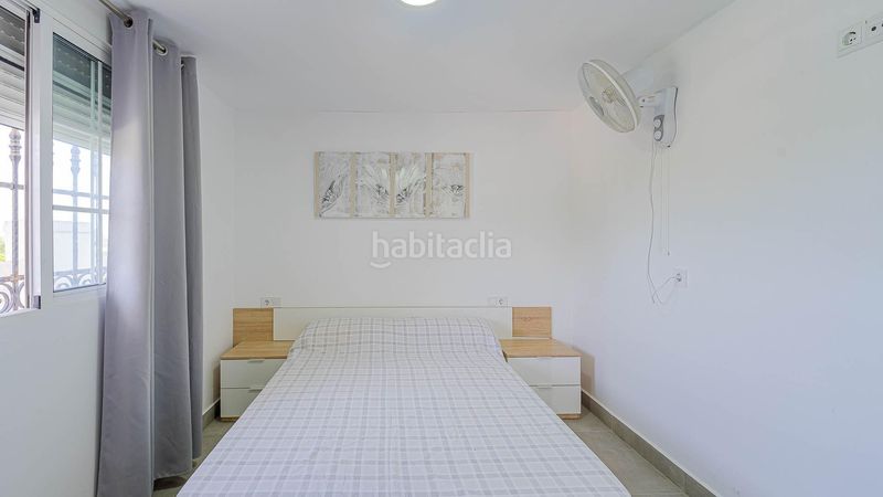 Foto 5060b3ab-e3e6-42c1-bdfe-541e56ca80cd. Xalet amb aparcament piscina a Centro Rojales
