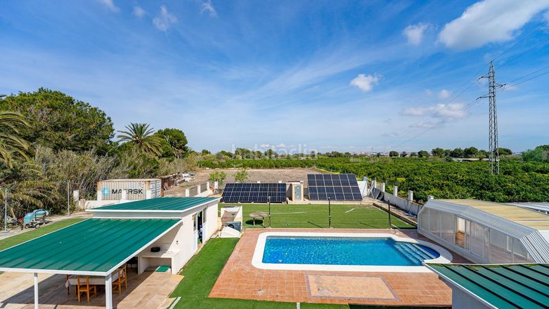 Foto f5764184-5269-4ce9-8612-1c410d26a1dd. Xalet amb aparcament piscina a Centro Rojales