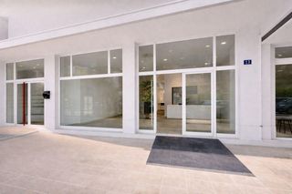 Geschäftsraum in Calle ruperto chapí 9. Local con 5 dependencias en el albir